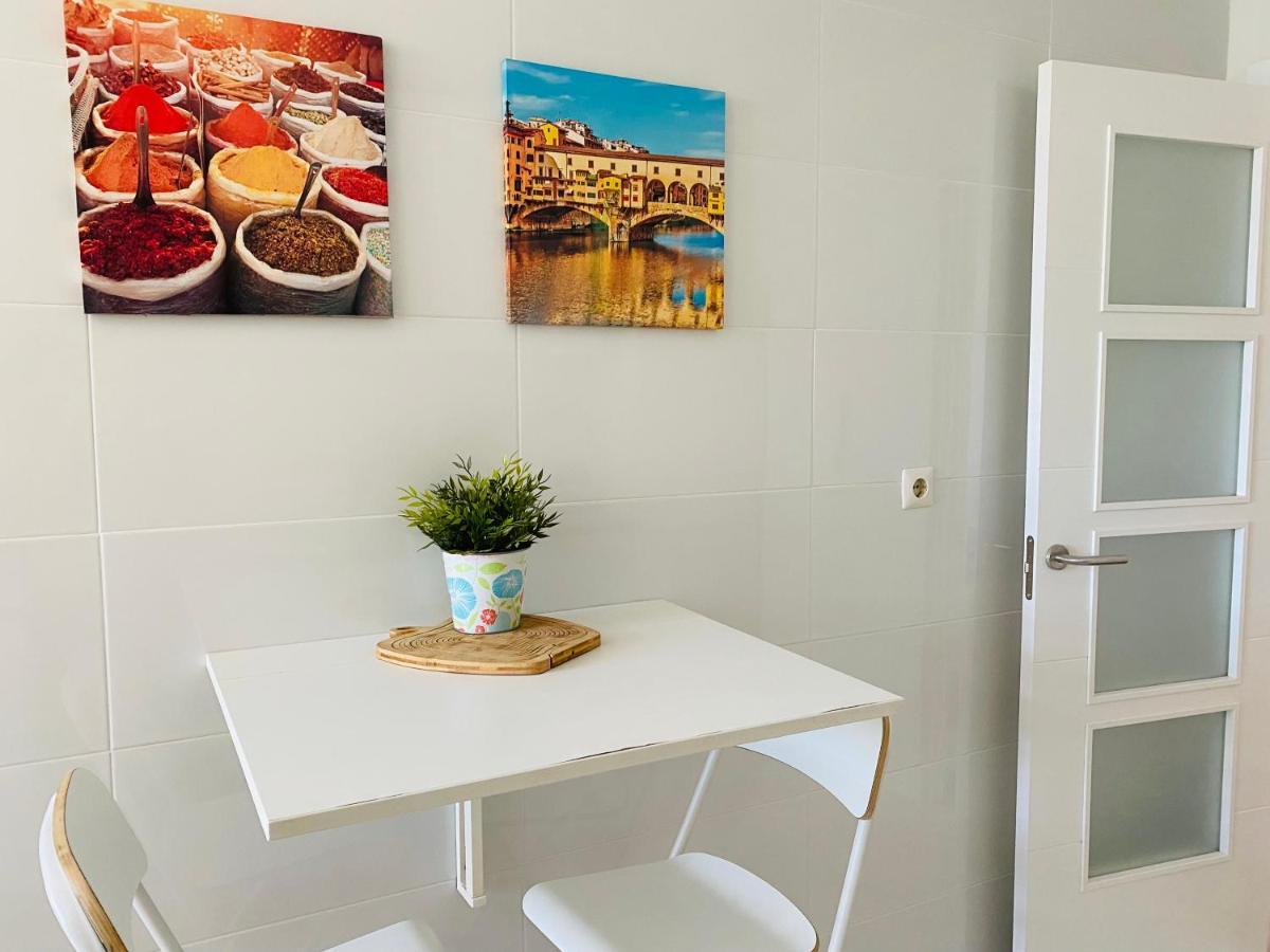 Malagueta Beach Premium Malaga Exterior photo