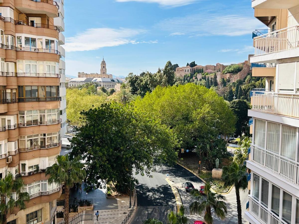 Malagueta Beach Premium Malaga Exterior photo